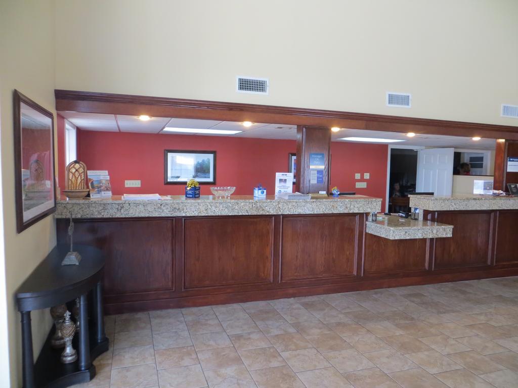 Best Western Inn ראסלוויל מראה חיצוני תמונה